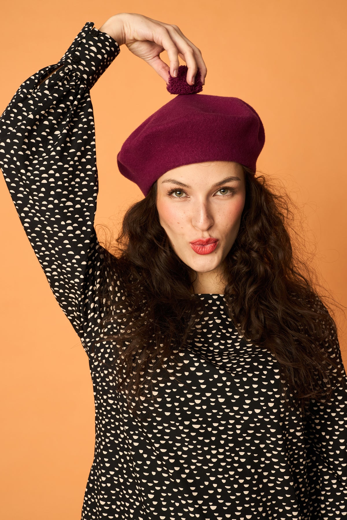 POM POM BERET, Grape Purple