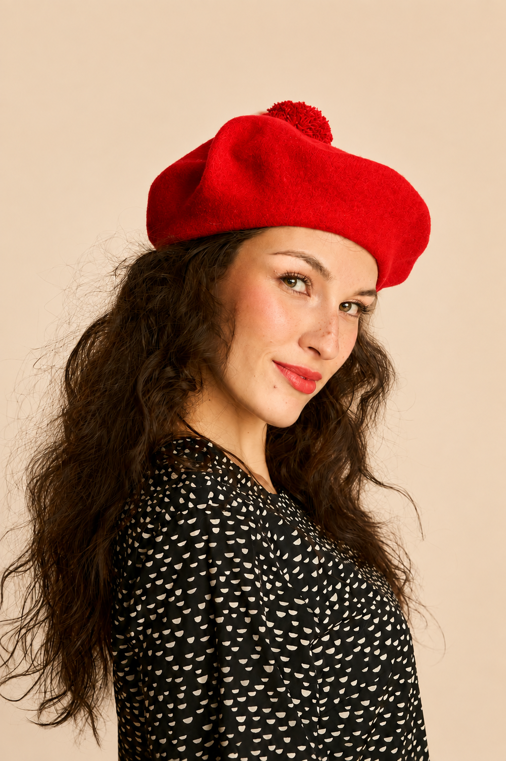 POM POM -baskeri, Red